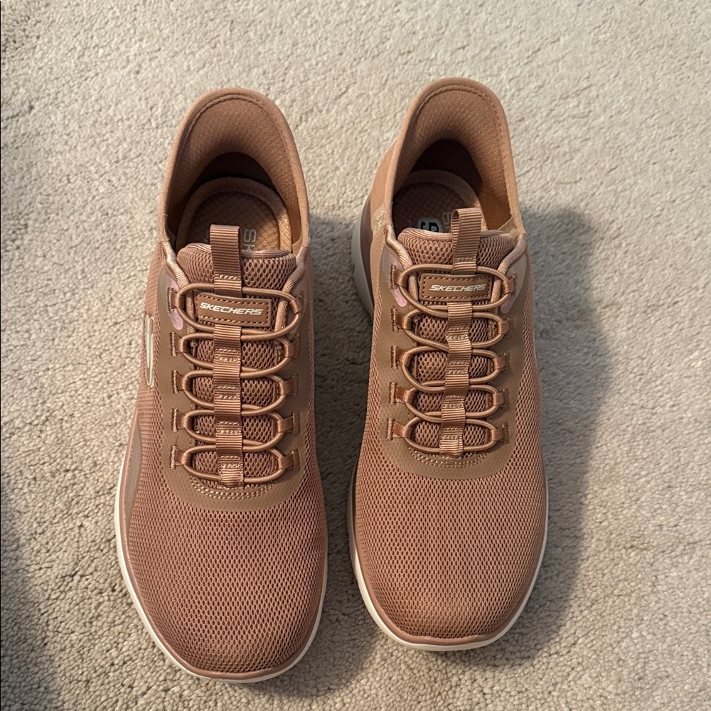 Skechers Women’s  Blush/ Tan Sneakers Size 9